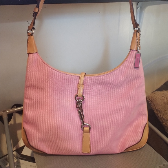 Coach Bags Vintage Coach Pink Hobo Shoulder Bag Poshmark